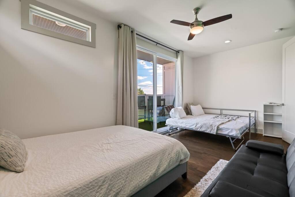 King Bed, Balcony, Covered Patio & Firepit! 8 Minutes From Broadway Nashville Eksteriør billede