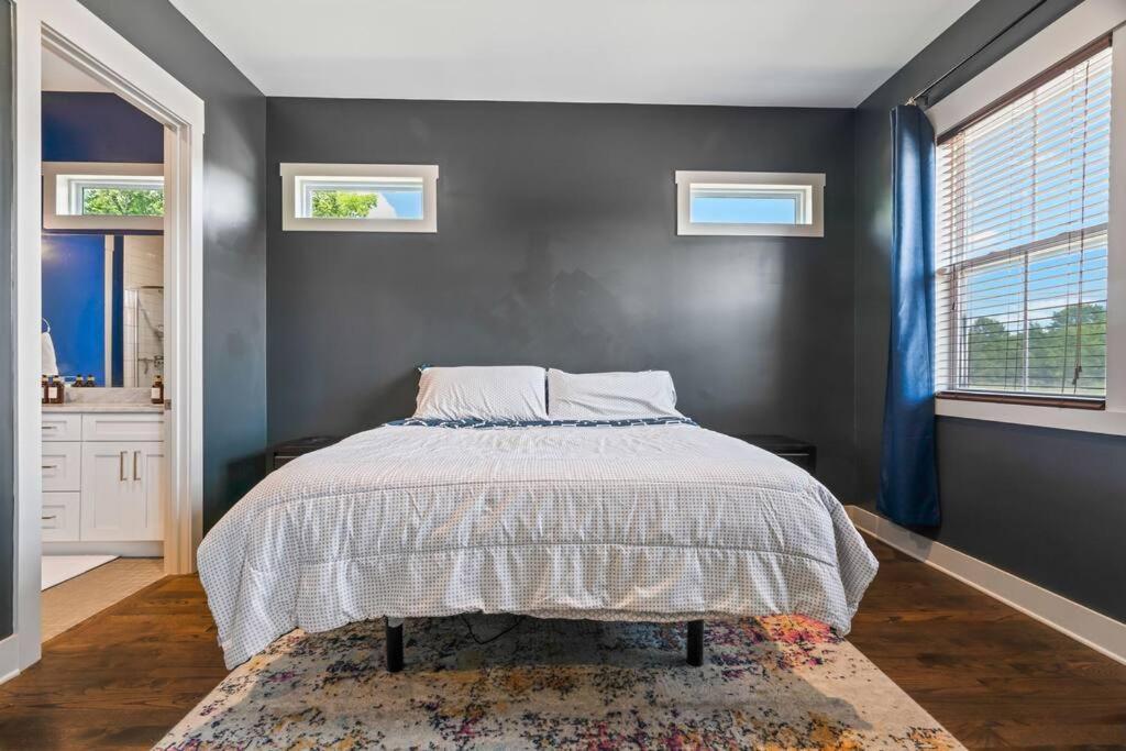 King Bed, Balcony, Covered Patio & Firepit! 8 Minutes From Broadway Nashville Eksteriør billede