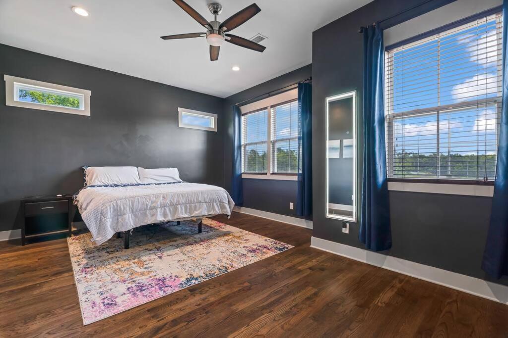 King Bed, Balcony, Covered Patio & Firepit! 8 Minutes From Broadway Nashville Eksteriør billede